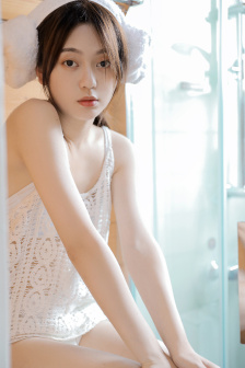 情窦初开的小姑娘